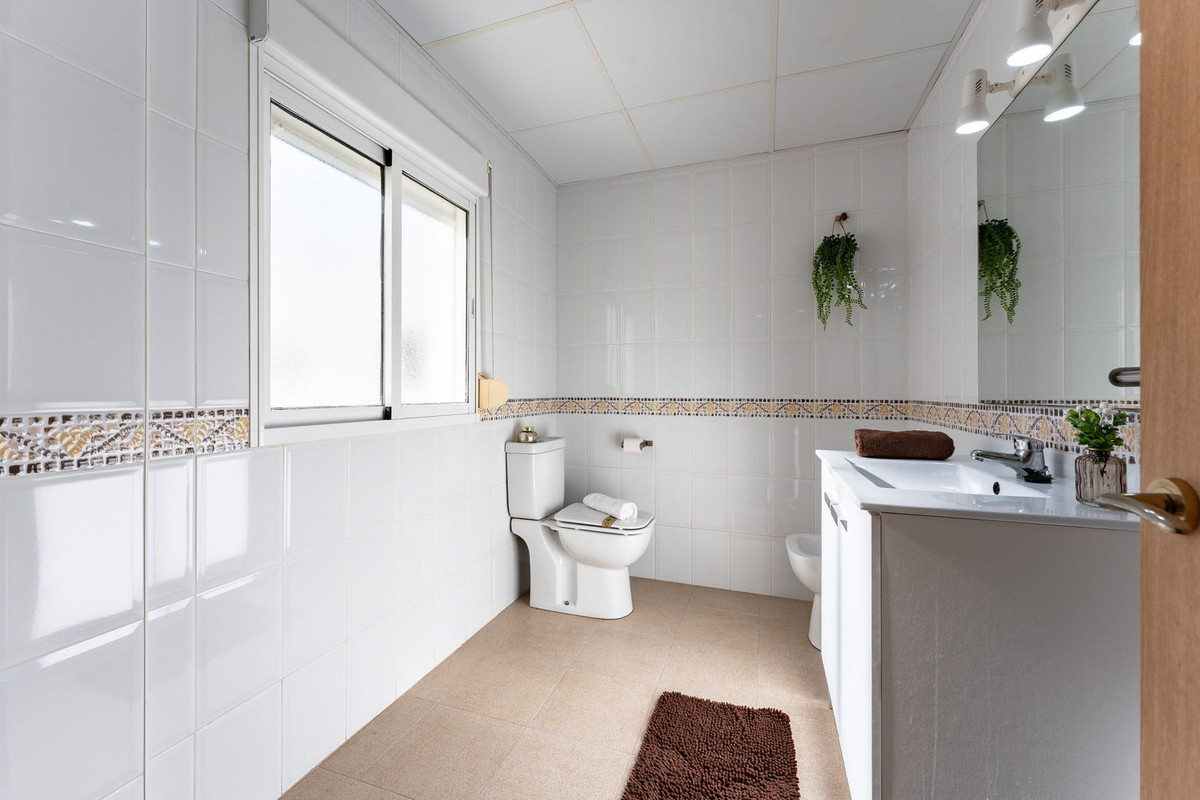 Middle Floor Apartment bilde 9