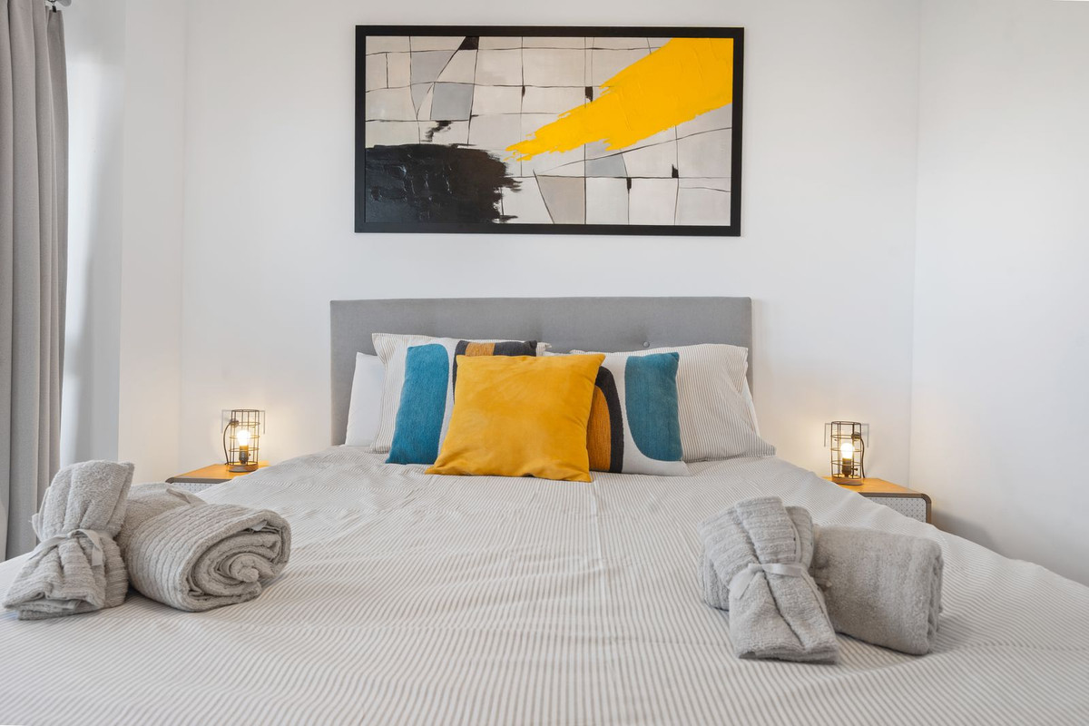 Middle Floor Apartment bilde 14