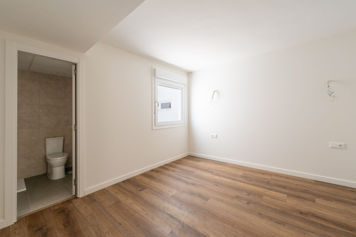 Middle Floor Apartment bilde 9