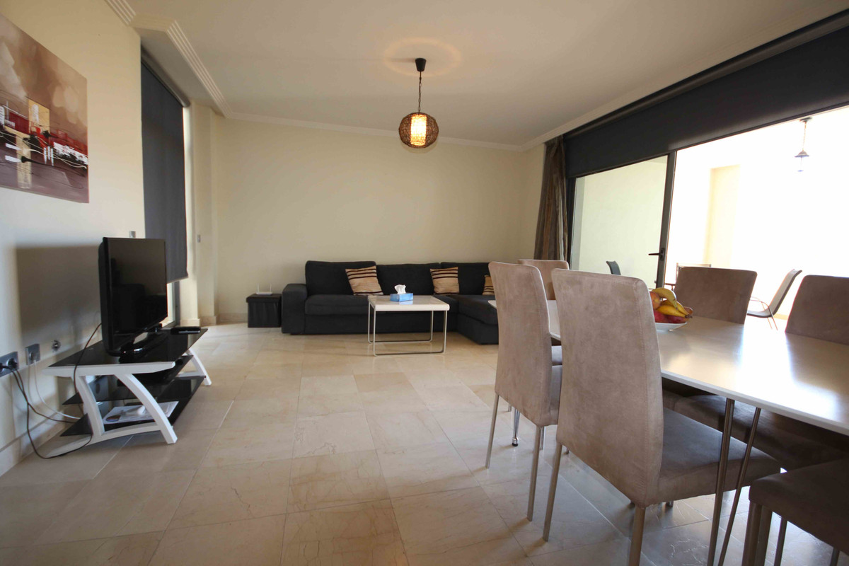 Middle Floor Apartment bilde 3