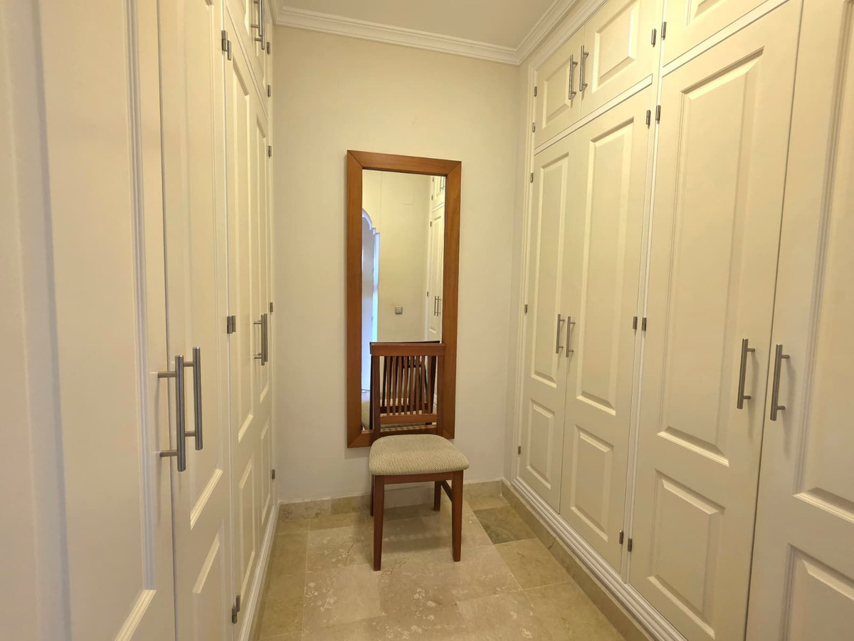 Middle Floor Apartment bilde 15