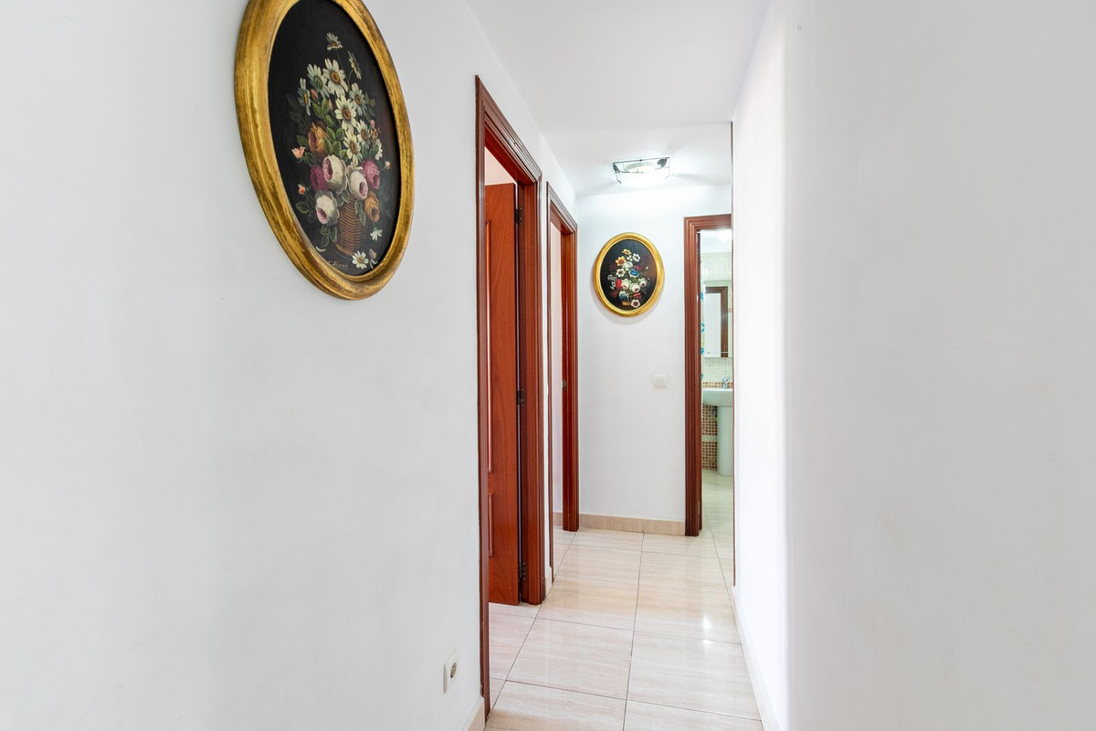 Middle Floor Apartment bilde 7
