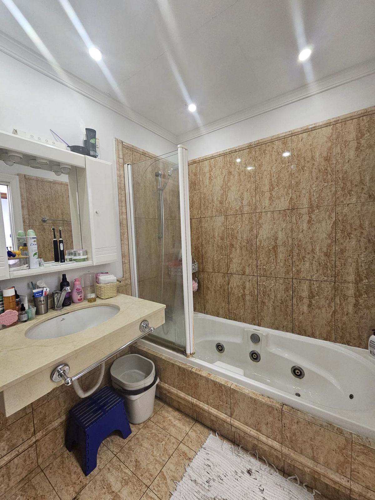 Middle Floor Apartment bilde 16