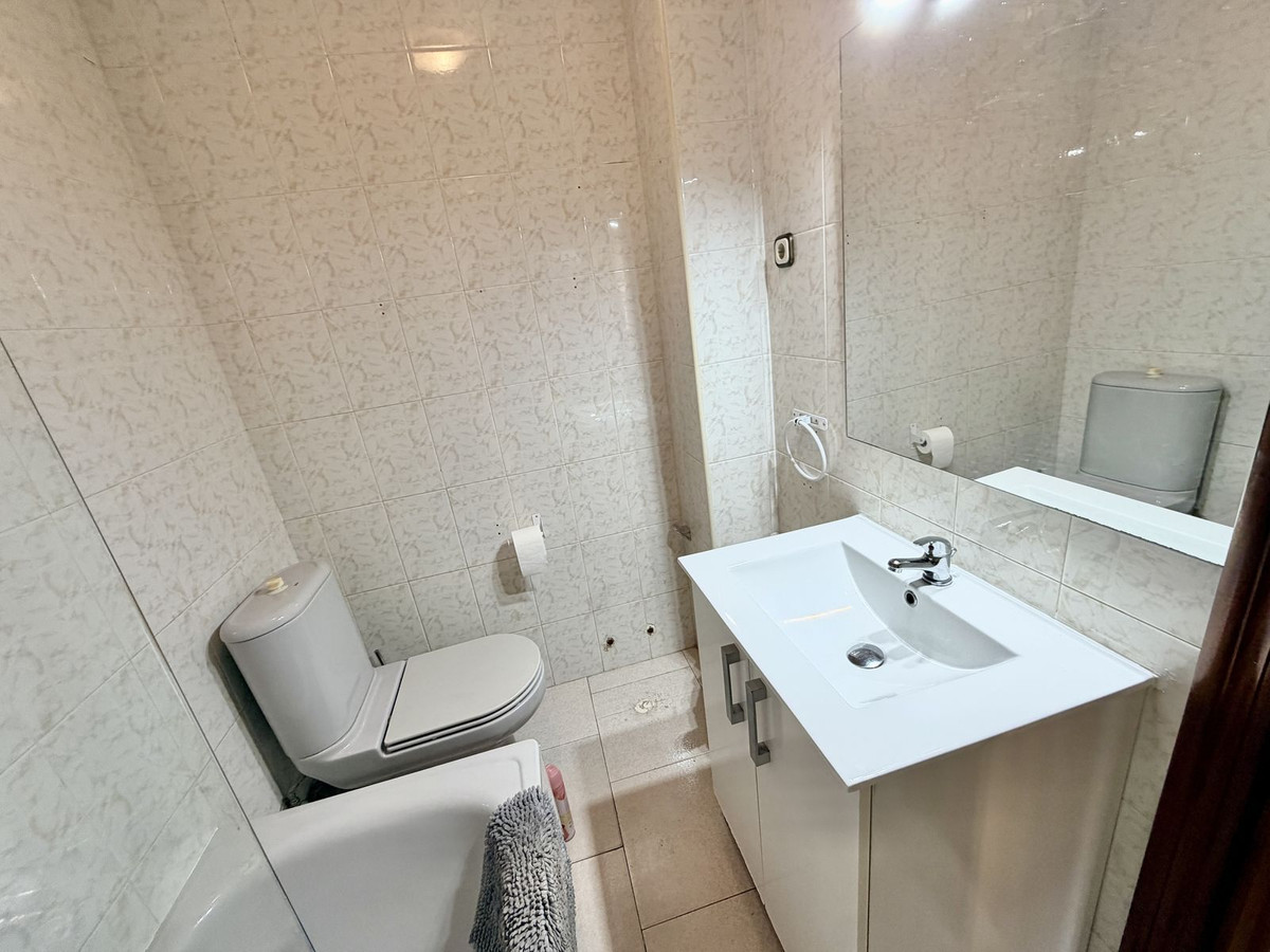 Middle Floor Apartment bilde 11