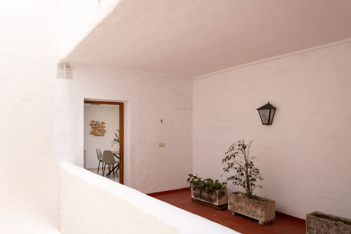 Middle Floor Apartment bilde 8