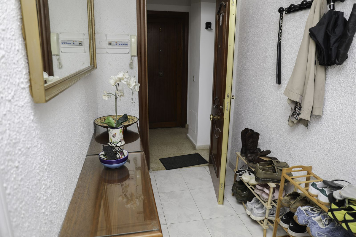 Middle Floor Apartment bilde 30