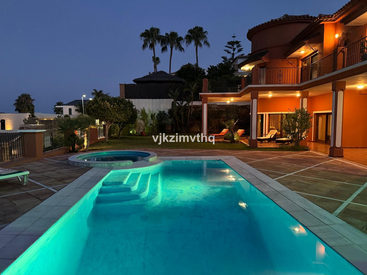Detached Villa bilde 6