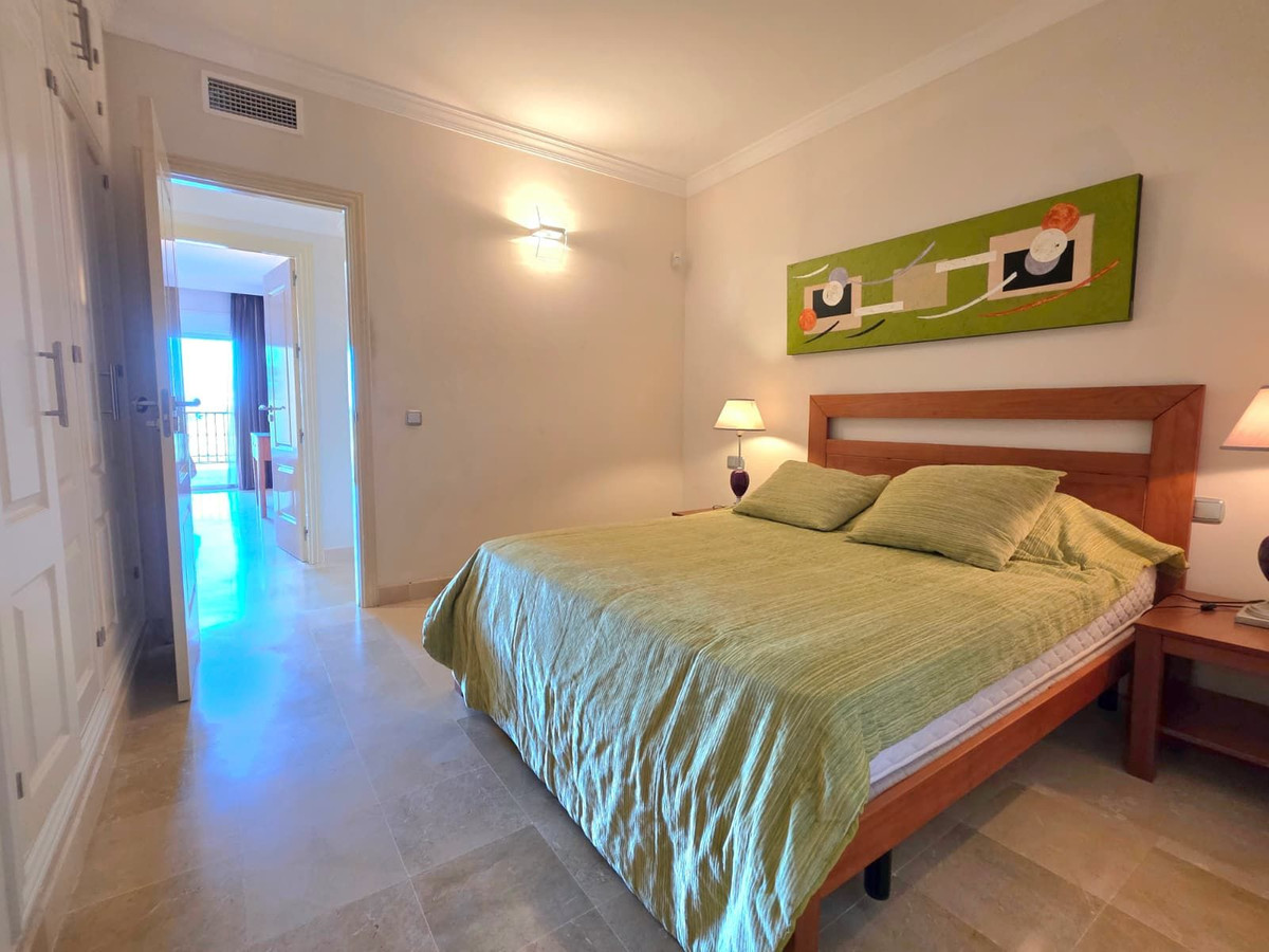 Middle Floor Apartment bilde 18