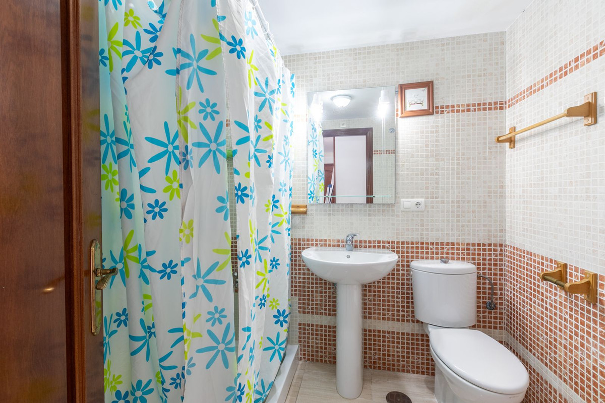 Middle Floor Apartment bilde 12