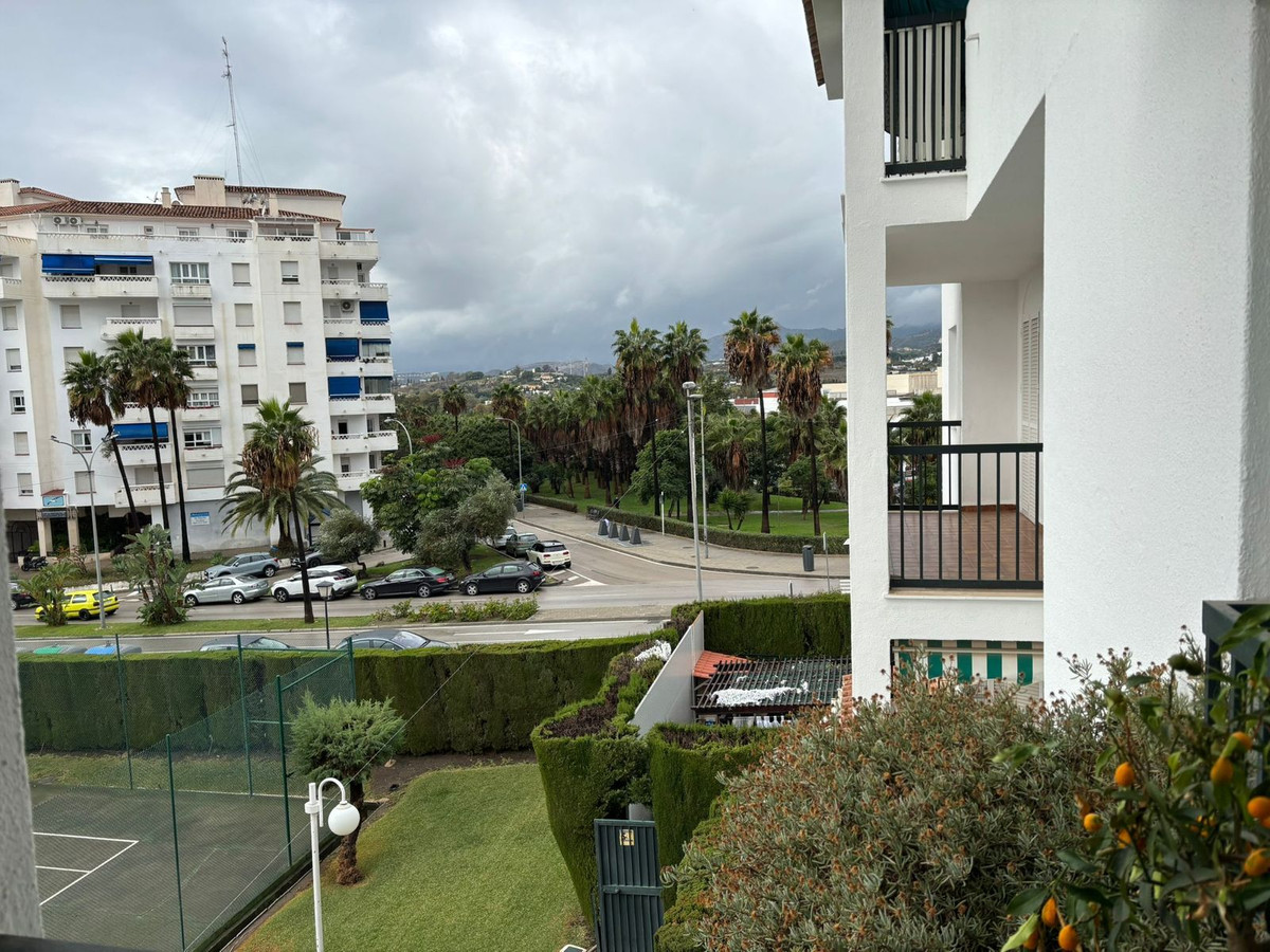 Middle Floor Apartment bilde 1