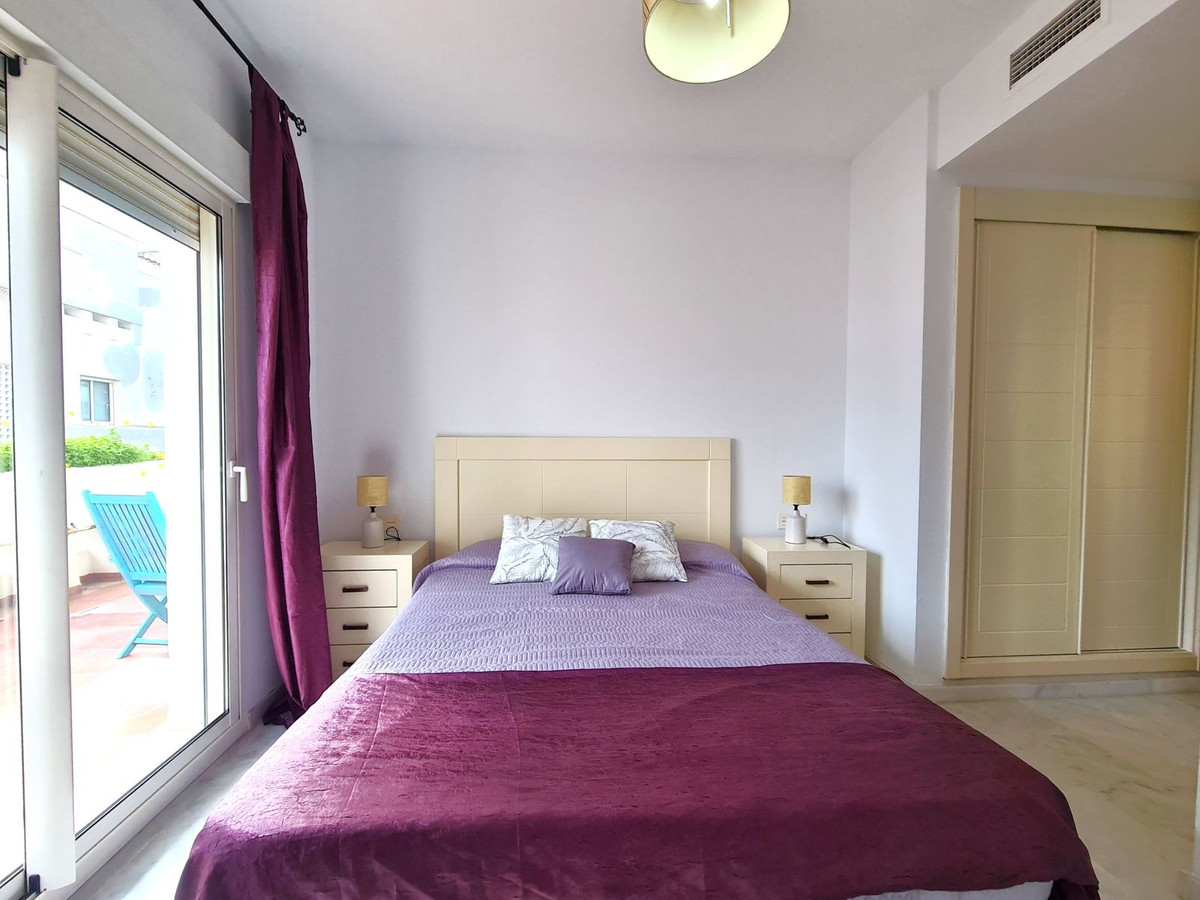 Middle Floor Apartment bilde 24