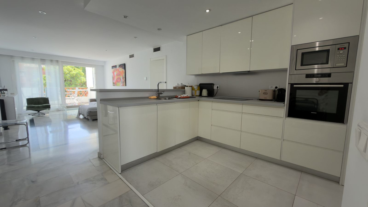 Middle Floor Apartment bilde 4