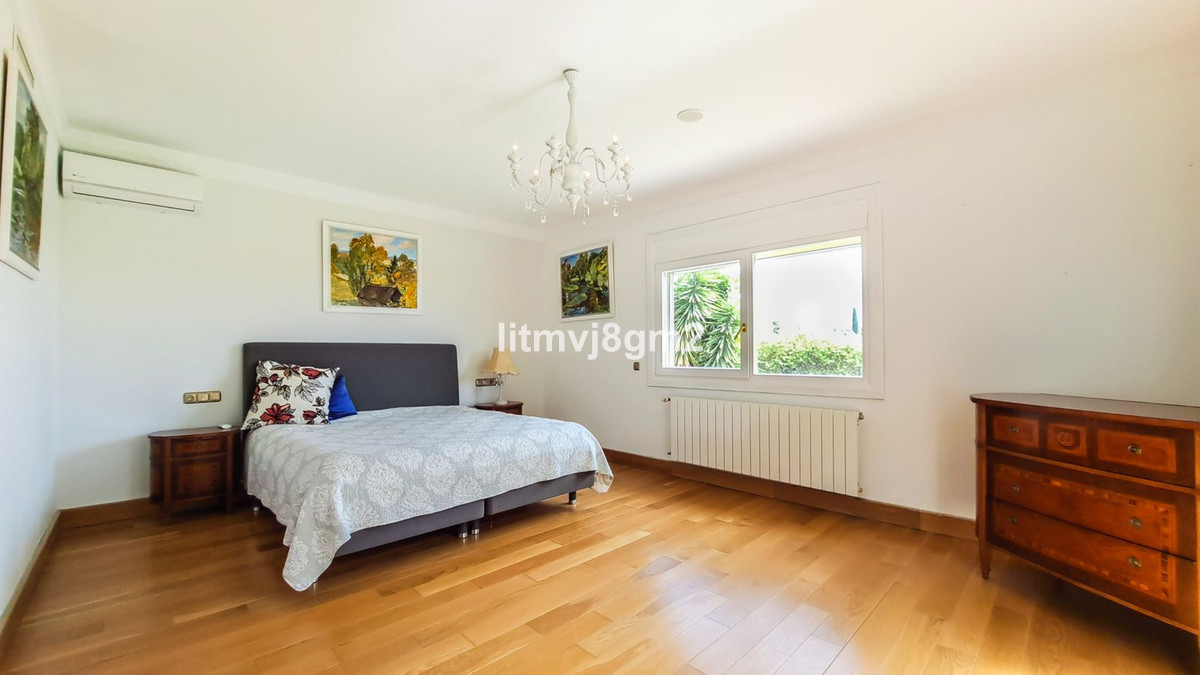 Detached Villa bilde 21