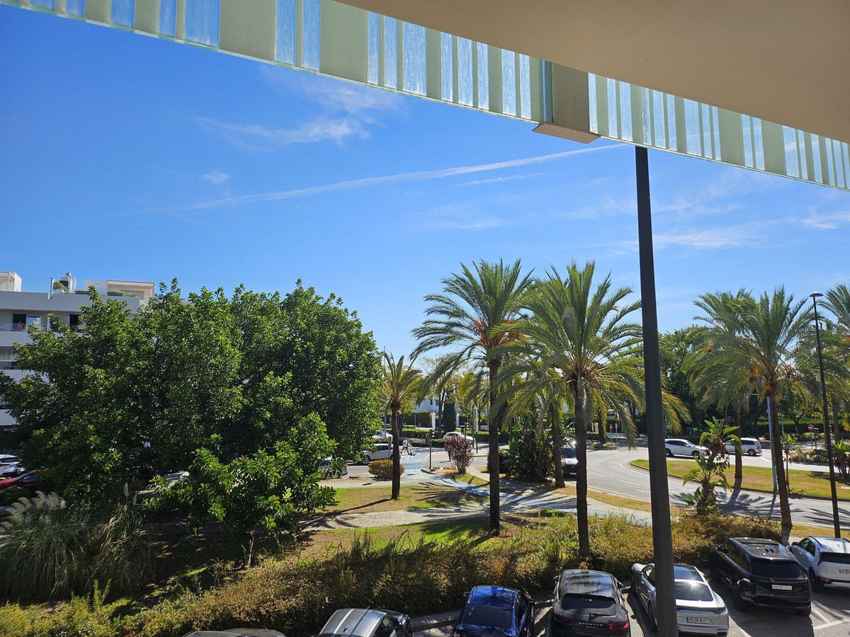 Middle Floor Apartment bilde 2