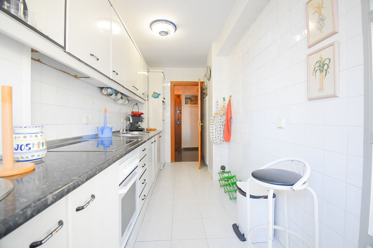 Middle Floor Apartment bilde 5