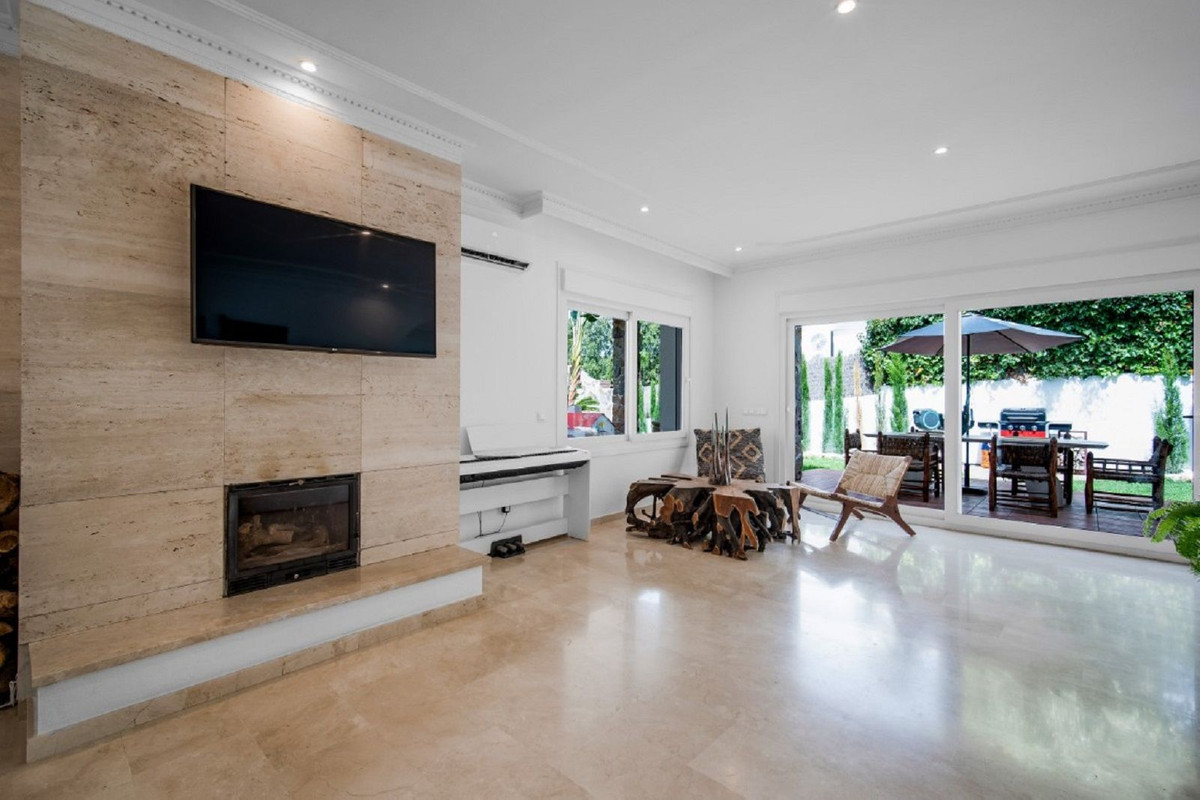 Detached Villa bilde 5