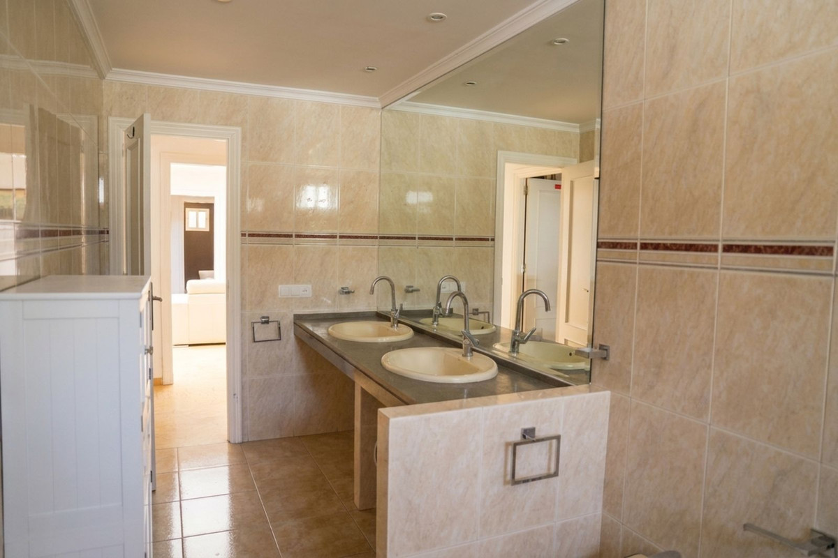 Detached Villa bilde 18