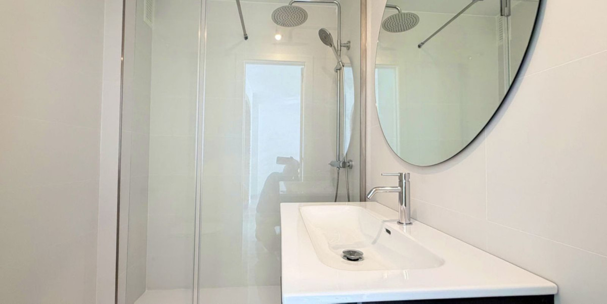 Middle Floor Apartment bilde 19