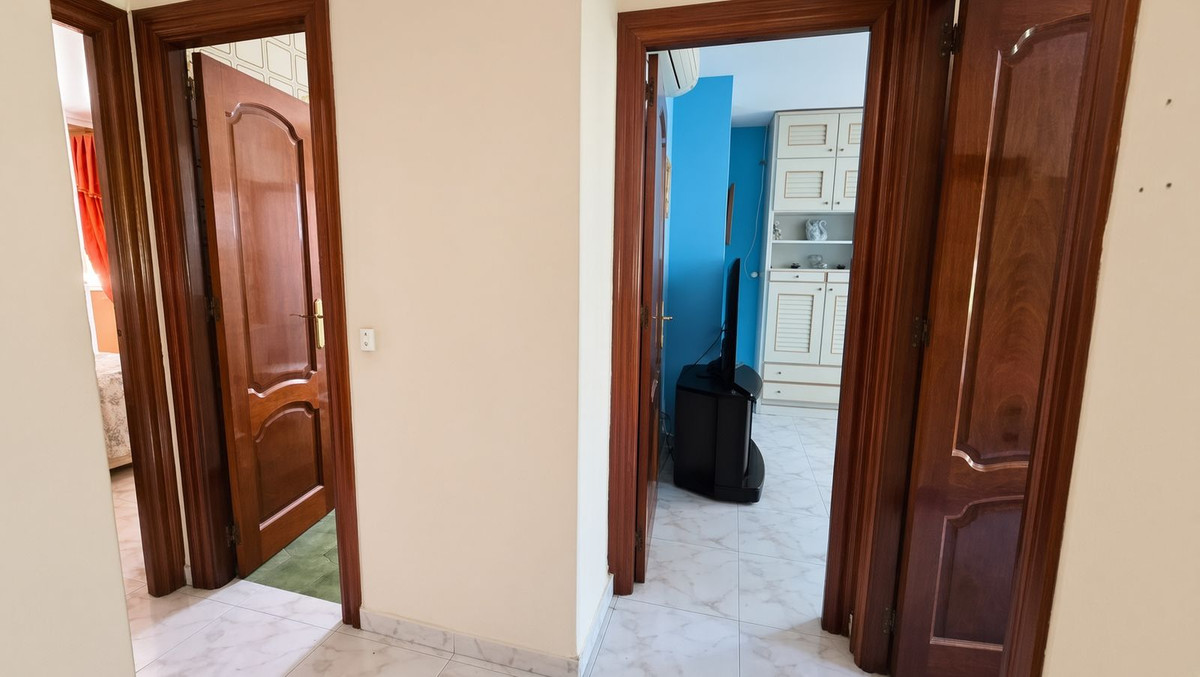 Middle Floor Apartment bilde 5