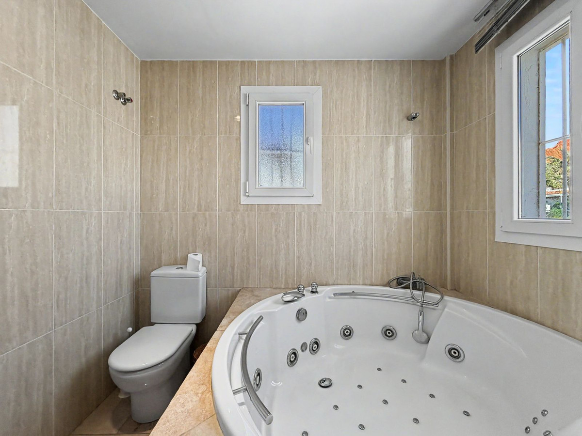Detached Villa bilde 34