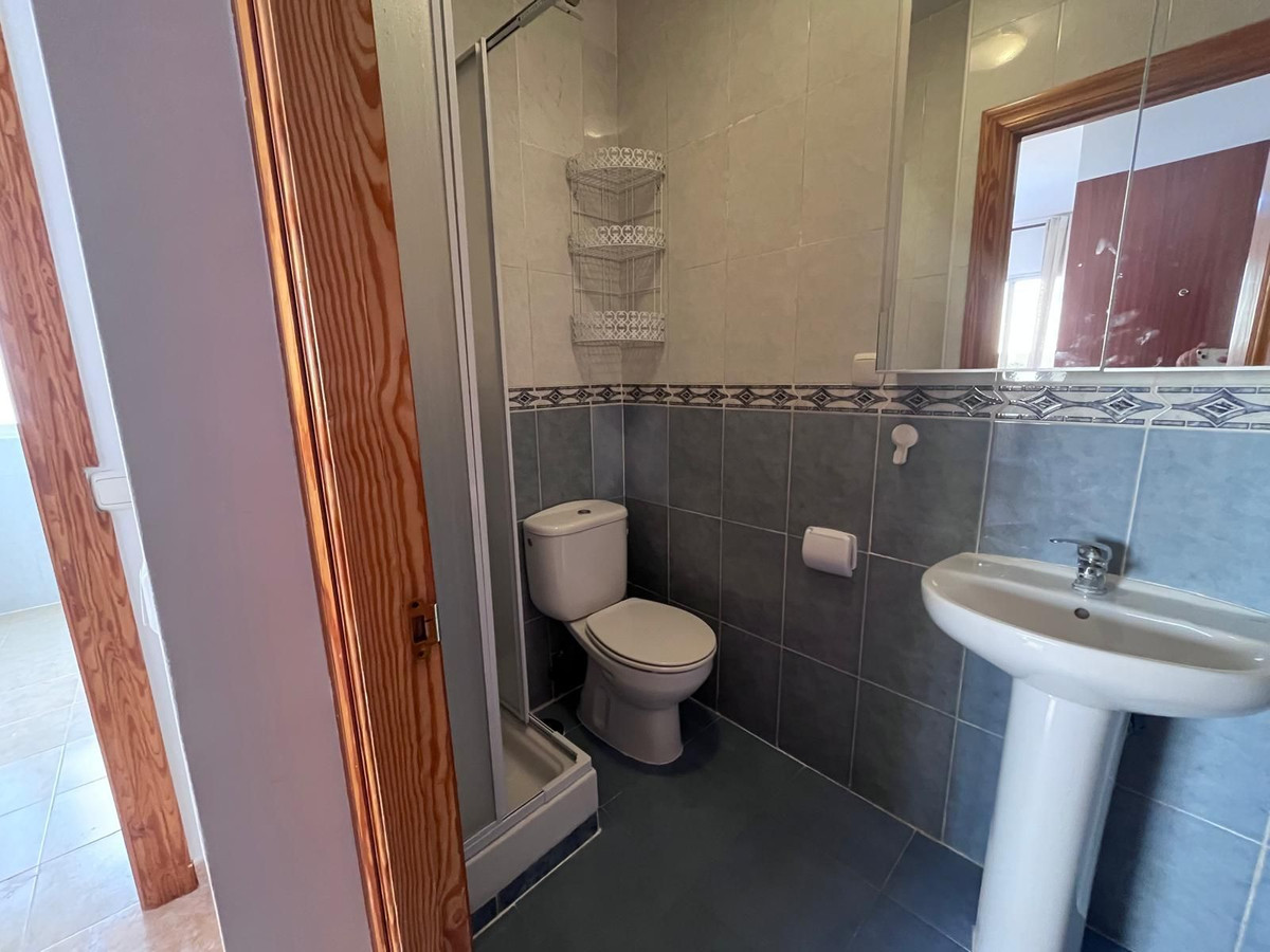 Middle Floor Apartment bilde 10