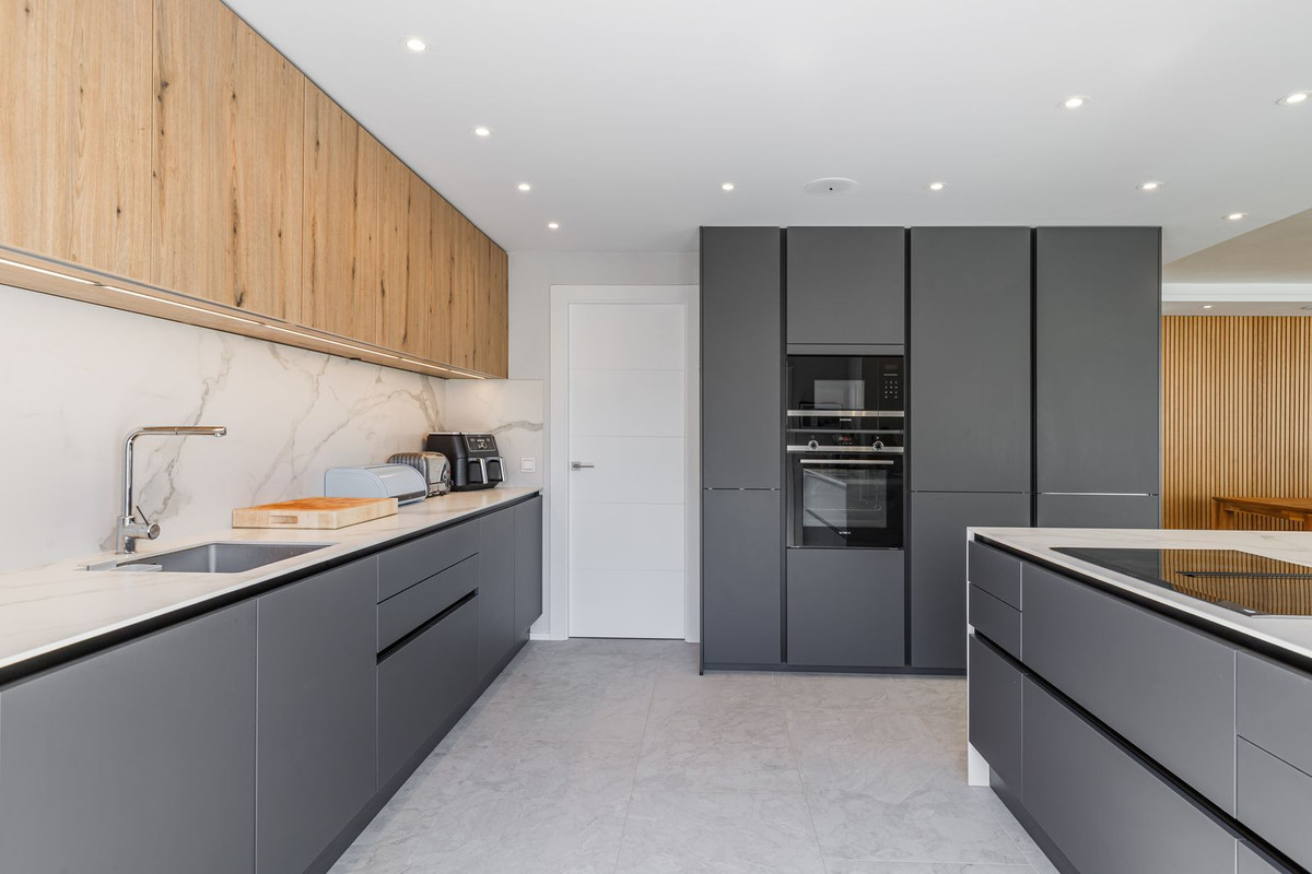 Middle Floor Apartment bilde 22