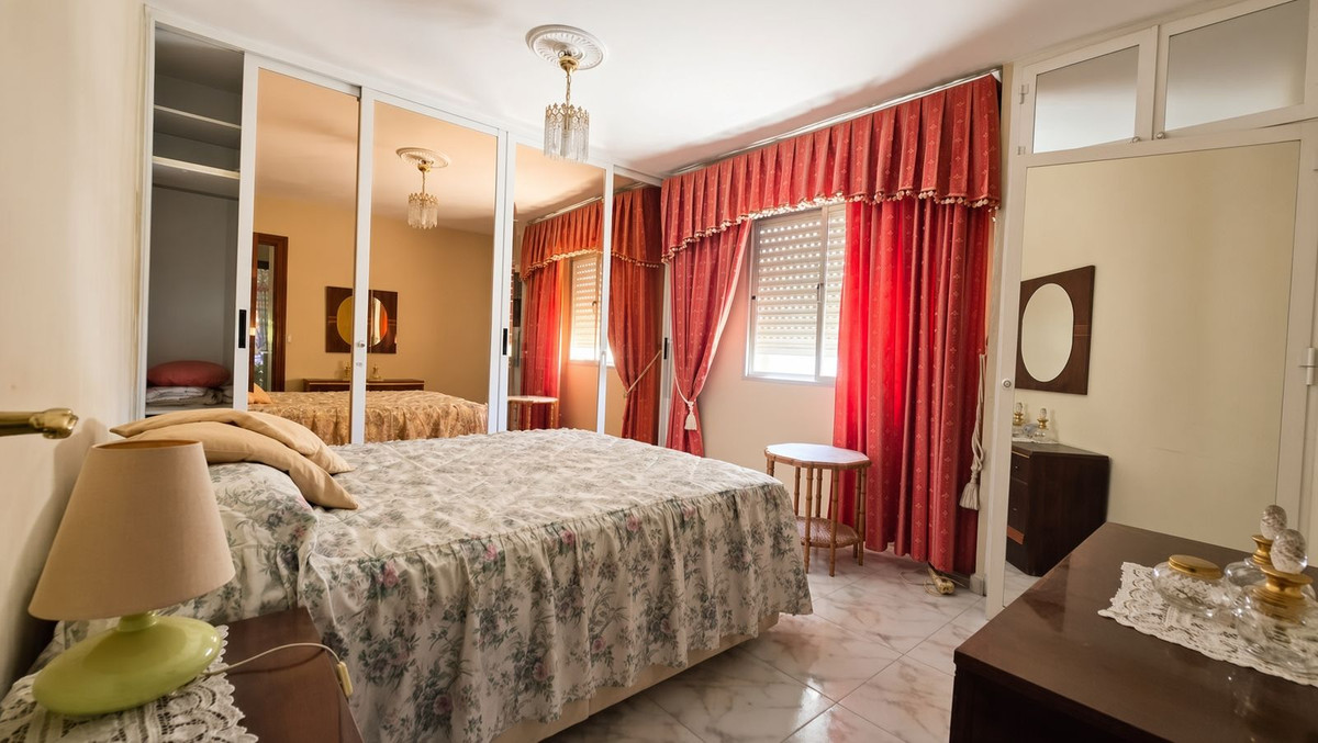 Middle Floor Apartment bilde 18