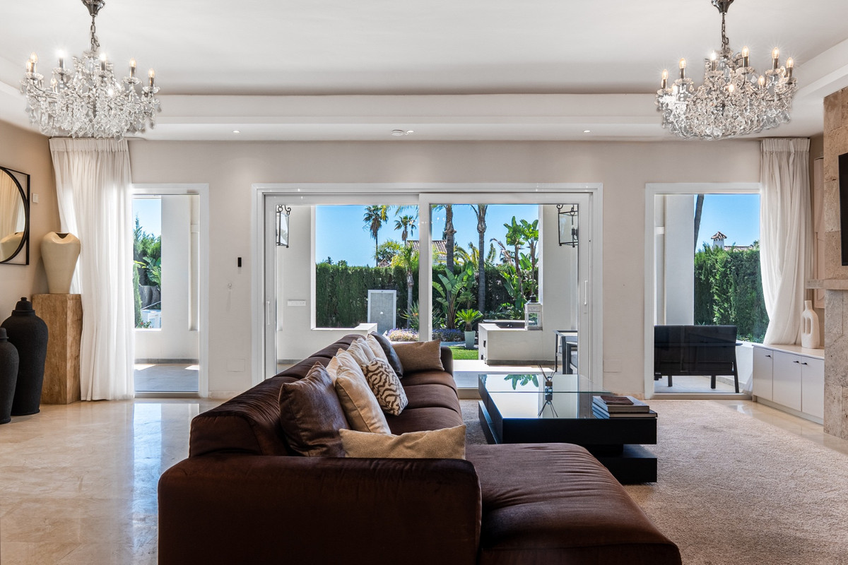 Detached Villa bilde 2