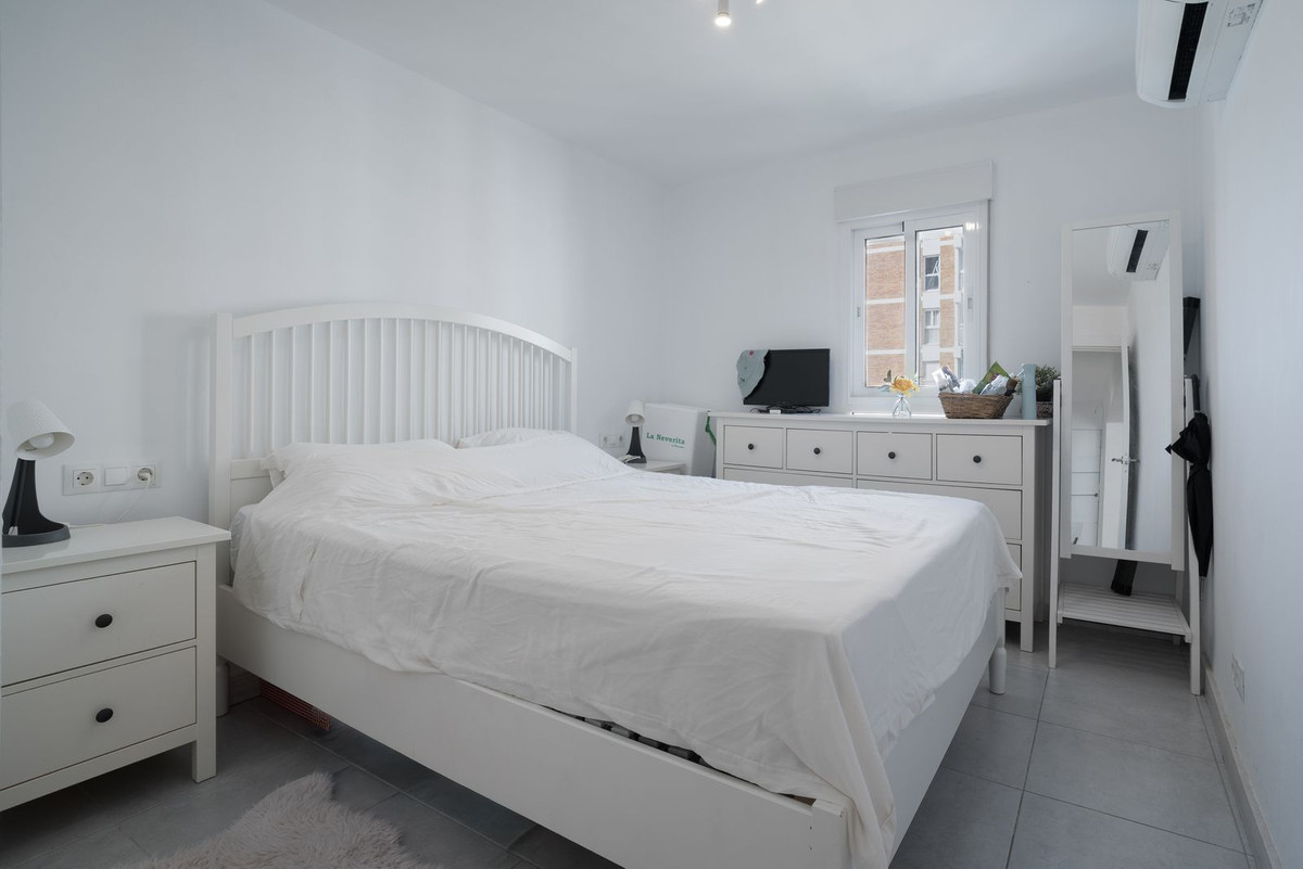 Middle Floor Apartment bilde 8