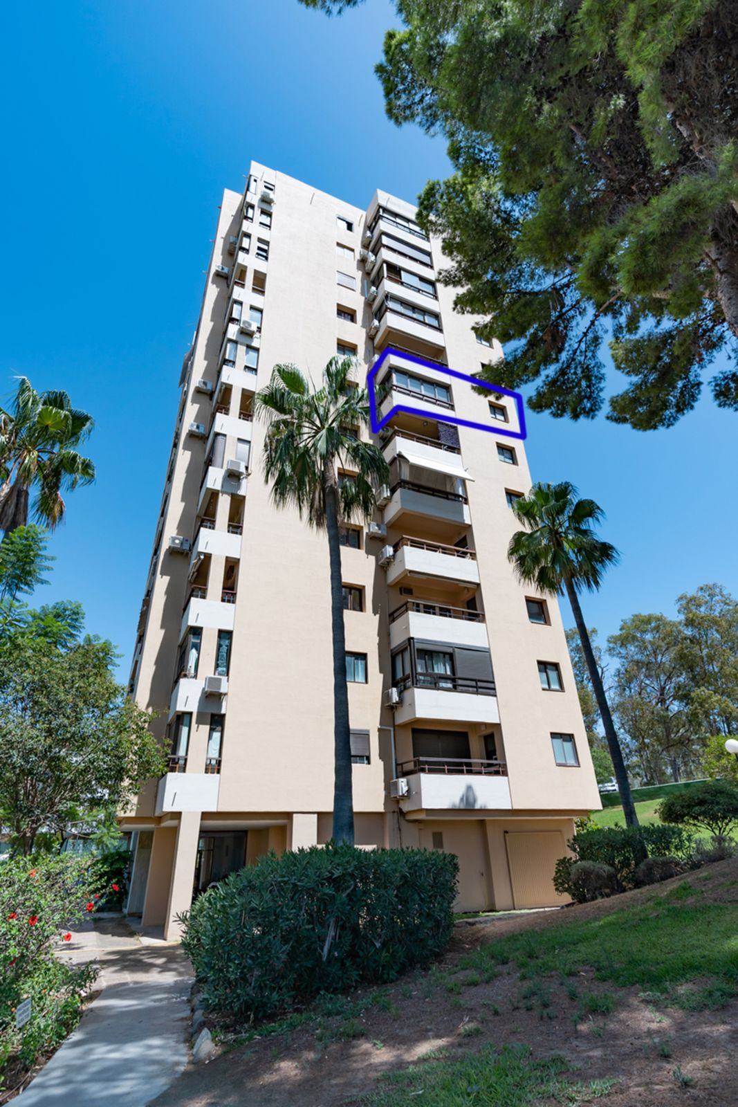 Middle Floor Apartment bilde 26