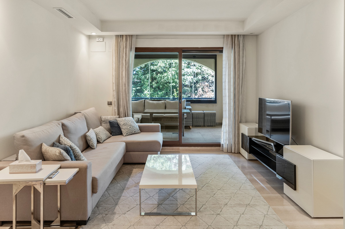 Middle Floor Apartment bilde 2
