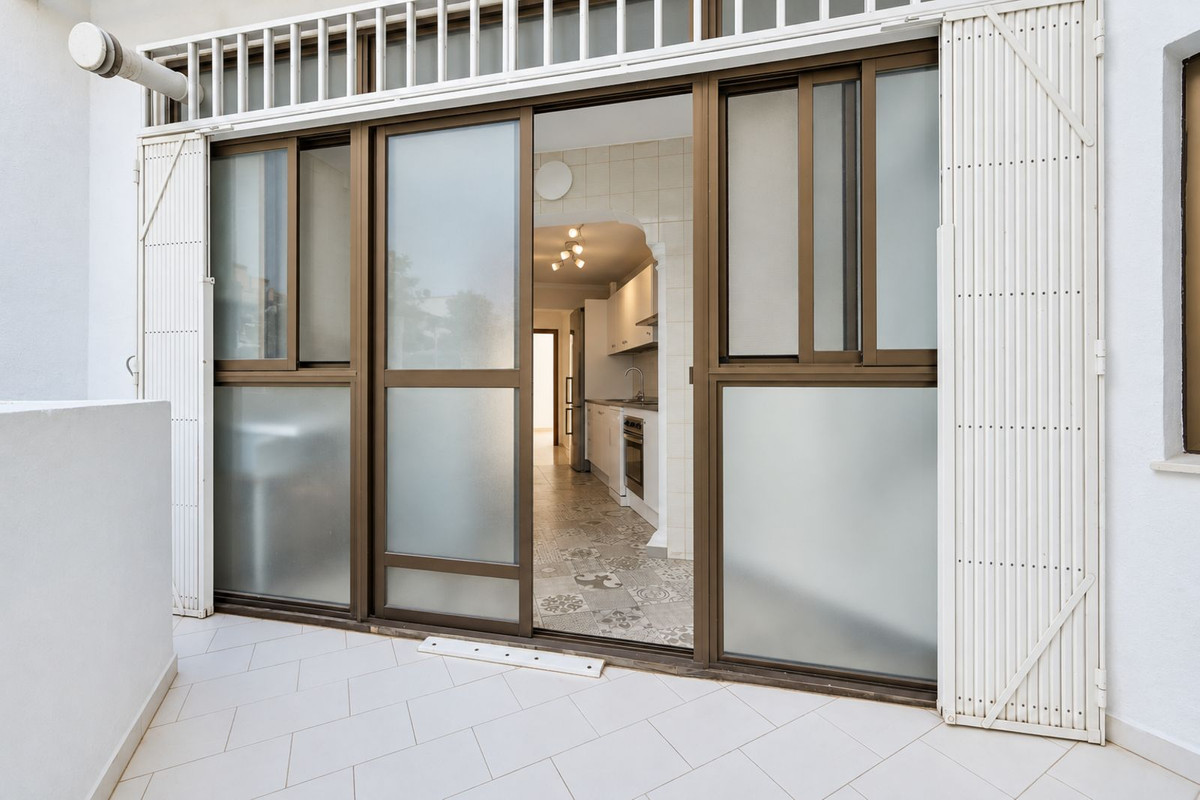 Middle Floor Apartment bilde 34