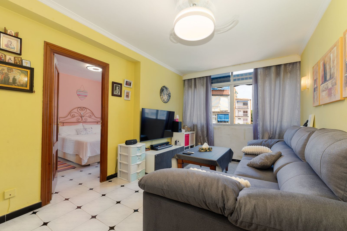 Middle Floor Apartment bilde 6