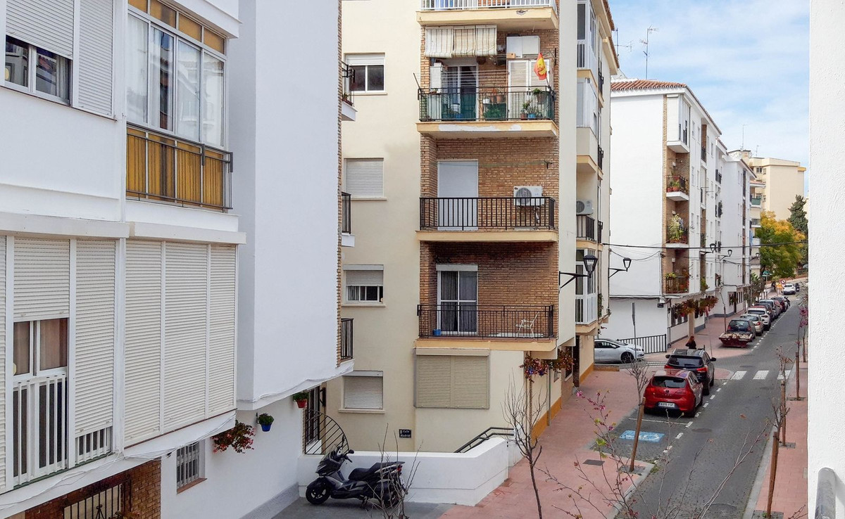 Middle Floor Apartment bilde 32