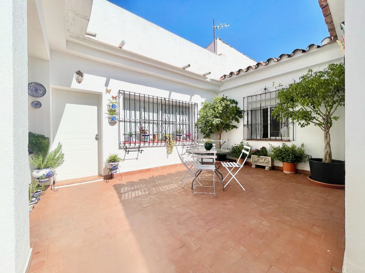 Middle Floor Apartment bilde 1