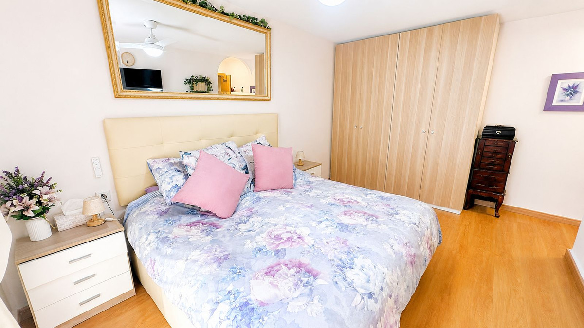 Middle Floor Apartment bilde 15