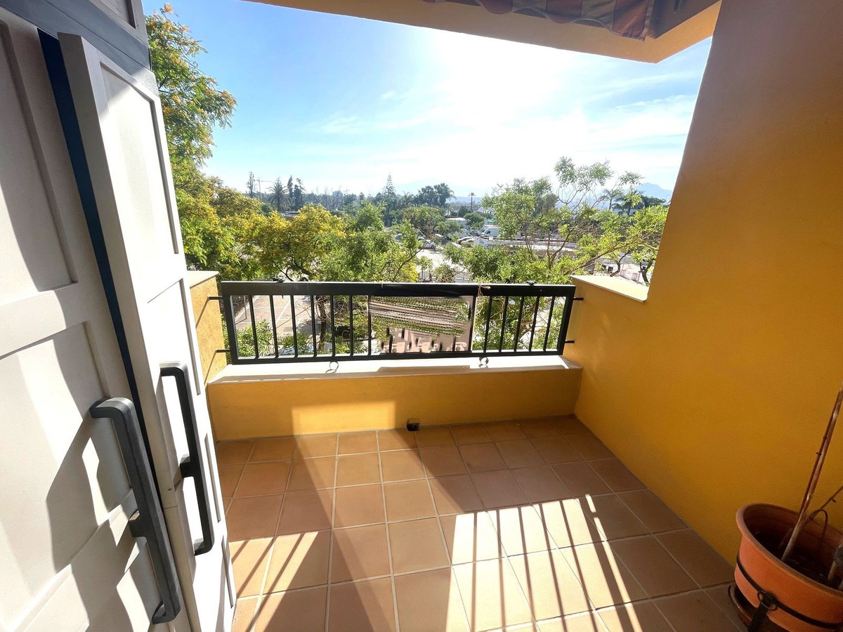 Middle Floor Apartment bilde 17