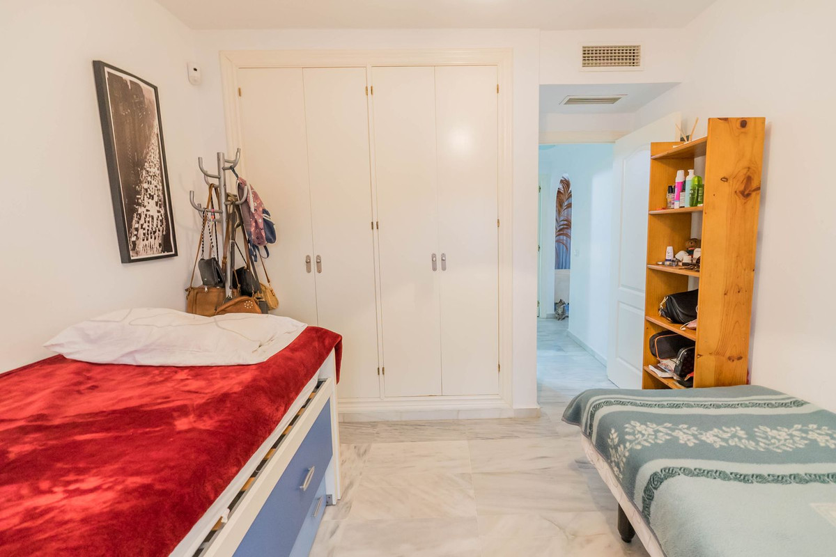 Middle Floor Apartment bilde 6