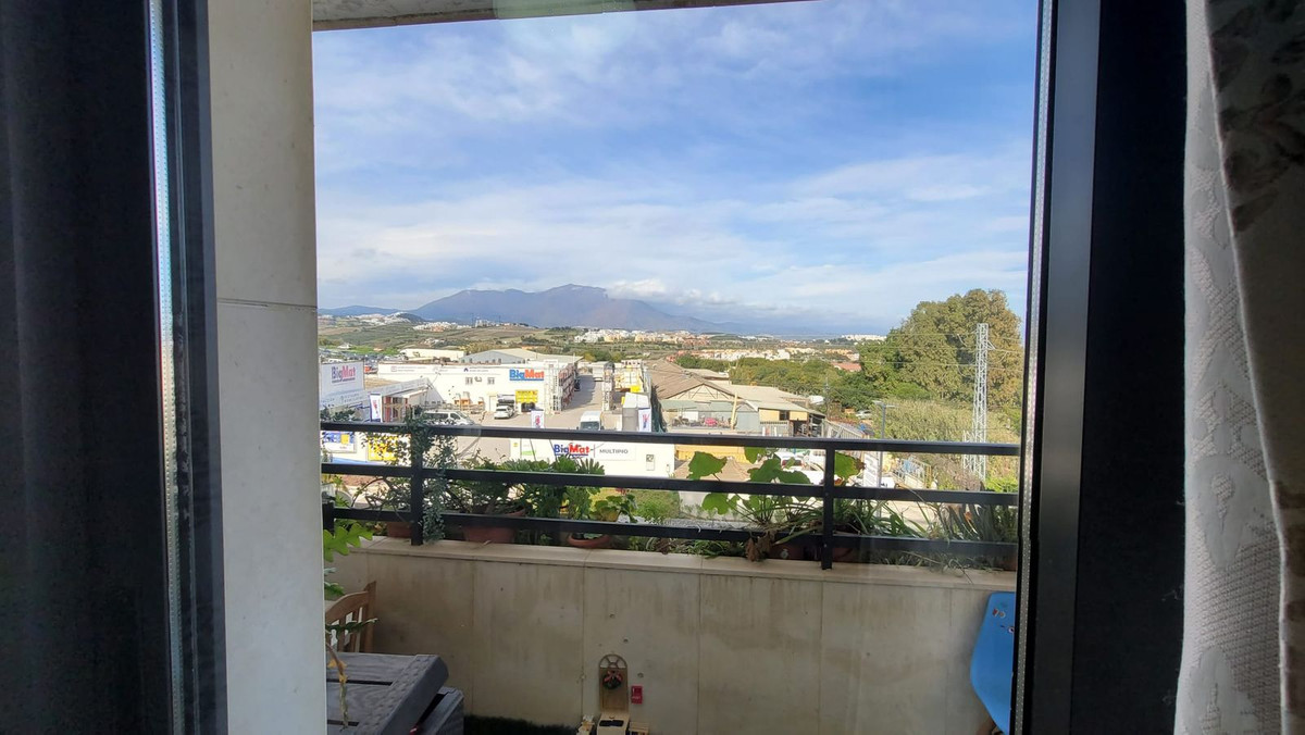 Middle Floor Apartment bilde 9