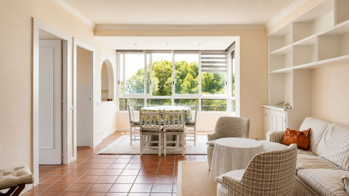 Middle Floor Apartment bilde 2