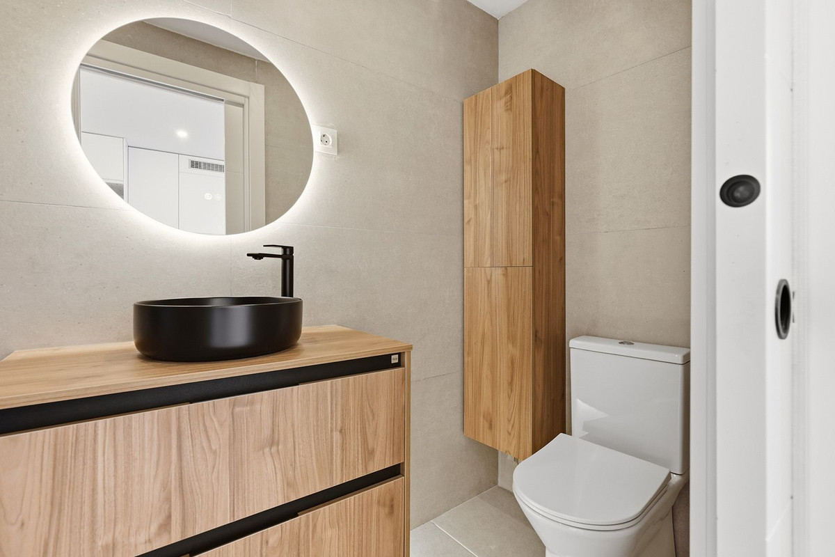 Middle Floor Apartment bilde 13