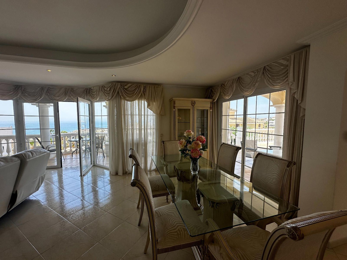 Detached Villa bilde 25