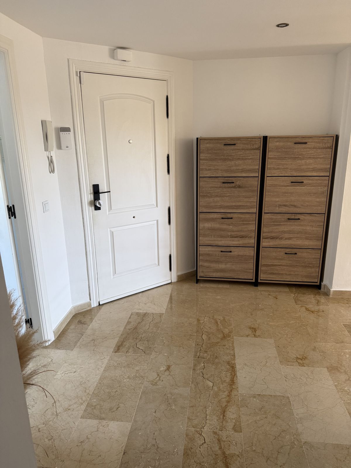 Middle Floor Apartment bilde 16