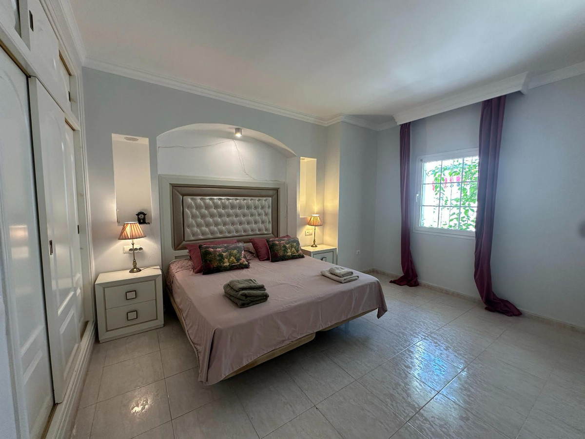 Detached Villa bilde 3