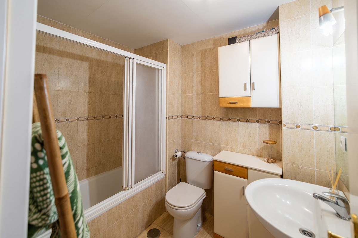 Middle Floor Apartment bilde 28