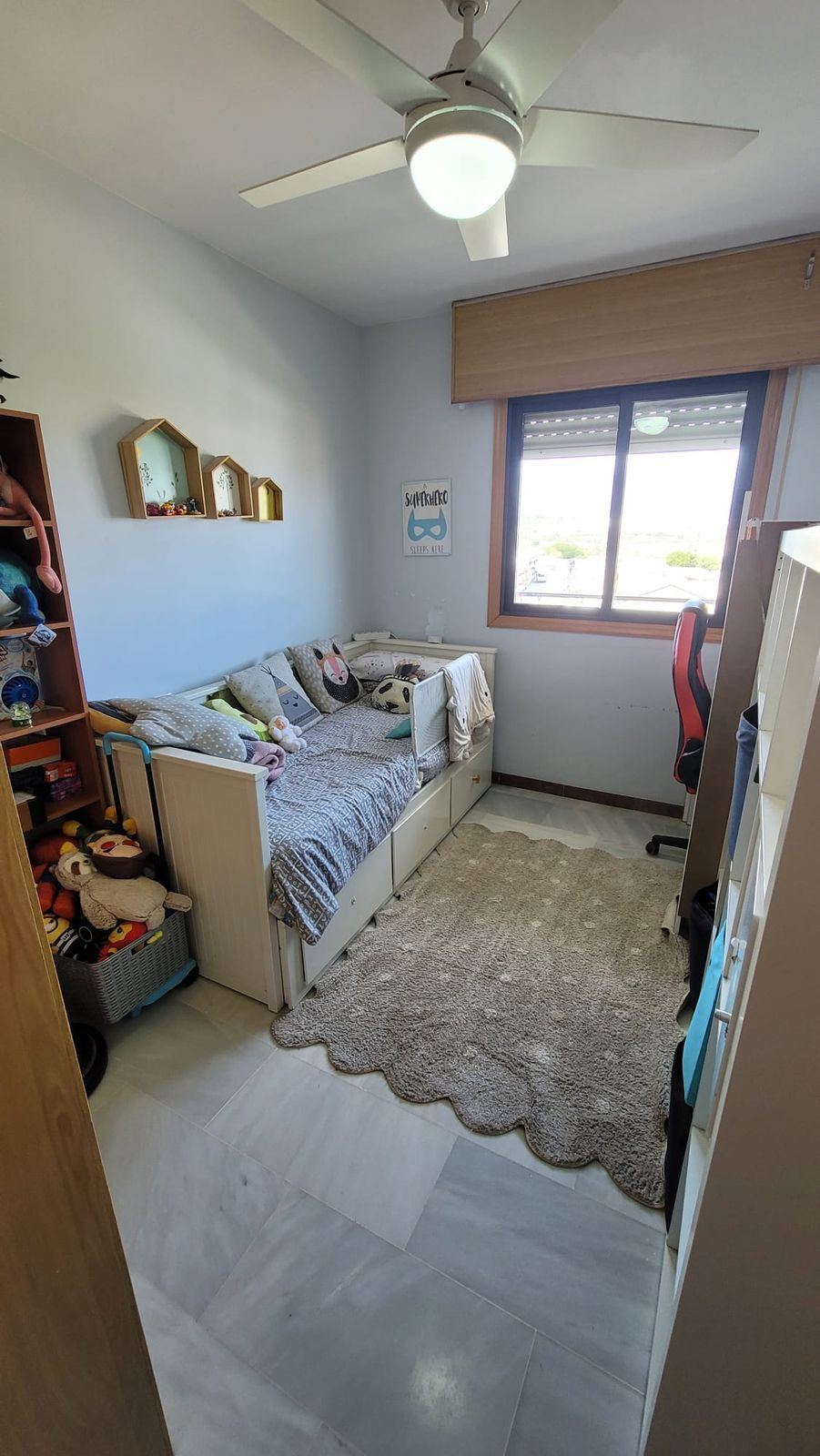 Middle Floor Apartment bilde 12