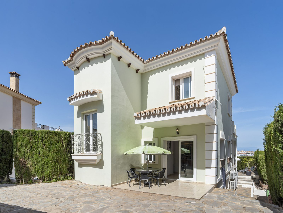 Detached Villa bilde 2