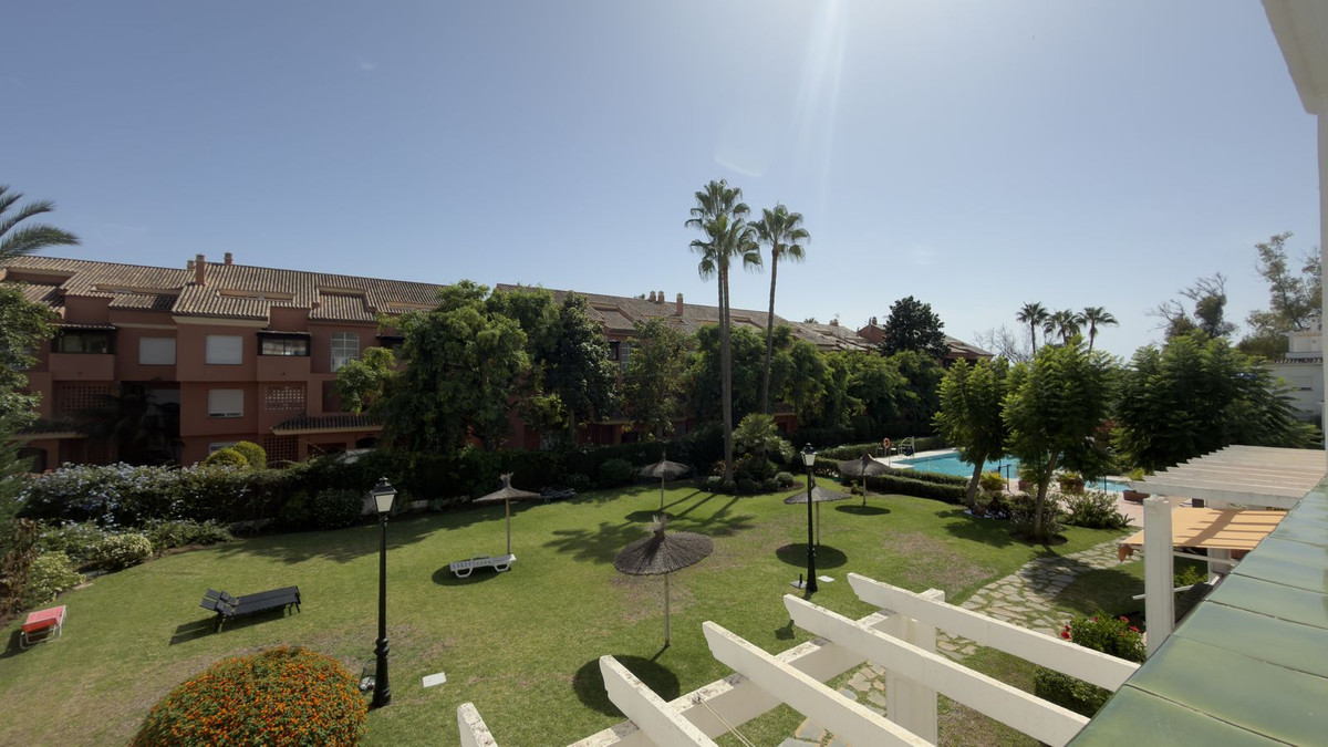 Middle Floor Apartment bilde 2