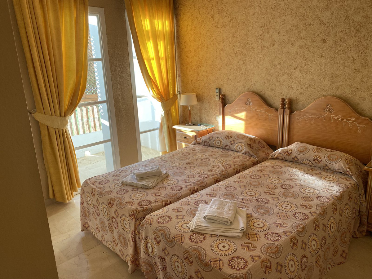 Middle Floor Apartment bilde 12