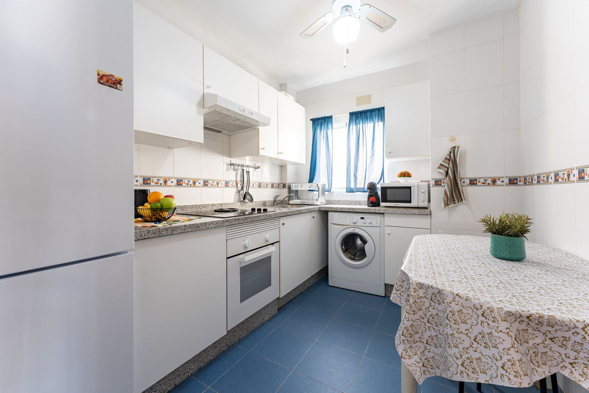 Middle Floor Apartment bilde 4